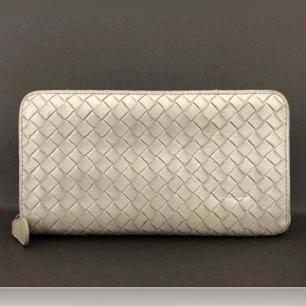 Authentic Bottega Veneta Intrecciato Lambskin Zip Around Long Wallet White